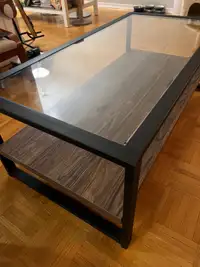 **GREAT COFFEE TABLE**