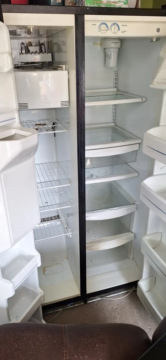 GE Side-by-Side Refrigerator561091207171952644