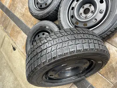 Tires are in very good condition with a good amount of tread. Tire Size is 225/65 R17 and wheel bolt...