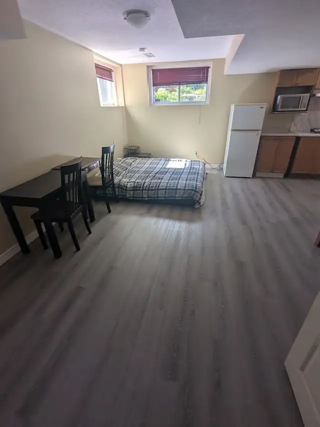 Basement bachelor apartment in Barrhaven, All inclusive.ASAP