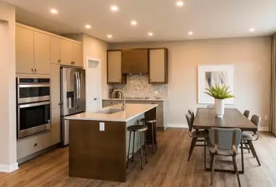 Room in Kanata with own private washroom