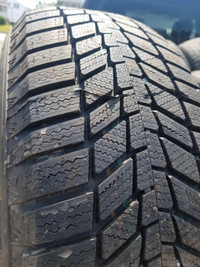 4x pneus d'hiver 205/60R16 CONTINENTAL NEUF