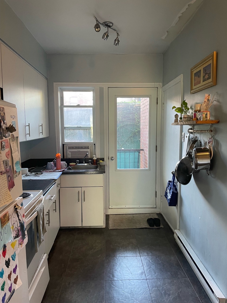 4 1/2 apartment for rent in Saint-Lambert 3