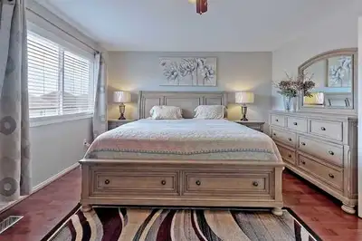 Room rent Hamilton Master Bedroom