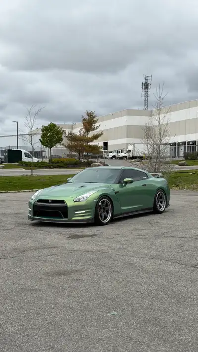 2015 Nissan GT-R 81,000km and will slowly rise as I take it out on weekends. Selling because i’ve ow...