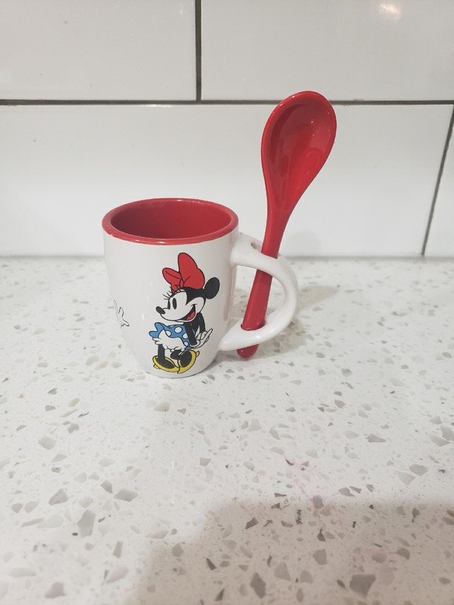 Disney Minnie Mouse Espresso Cups and Spoons Set in Kitchen & Dining Wares in Winnipeg - Image 3