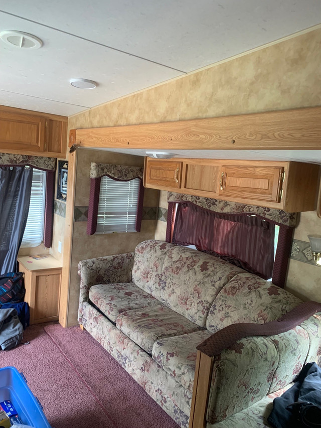 keystone hornet 5th wheel camper in Travel Trailers & Campers in Thunder Bay - Image 4