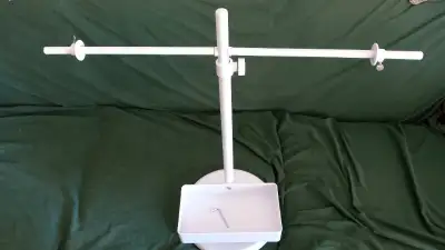 Adjustable height. Allen wrench included for tightening main screws. Cash only, pick up in Caledonia...