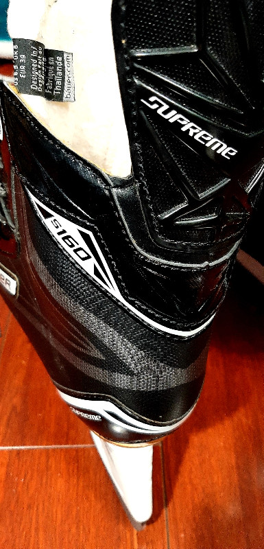 Bauer S160 Supreme.Size 5.5D in Skates & Blades in Edmonton - Image 3