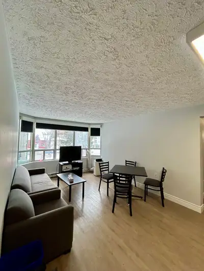 Private room for sublet May 1 - August 30 in the heart of Wilfred Laurier University King Street Nor...