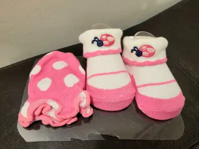 *Brand New* Infant/Baby Booties & Socks set - Pink Dot Ladybug, View more