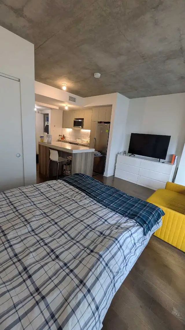 Studio apartment fully furnished. in Long Term Rentals in City of Montréal - Image 11