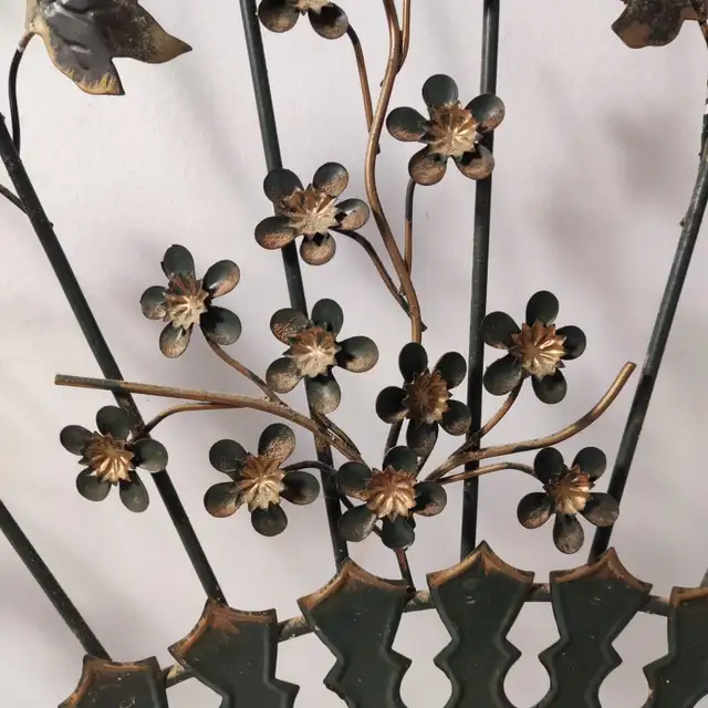 Vintage Large Metal Fan for Wall Decoration in Home Décor & Accents in Ottawa - Image 6