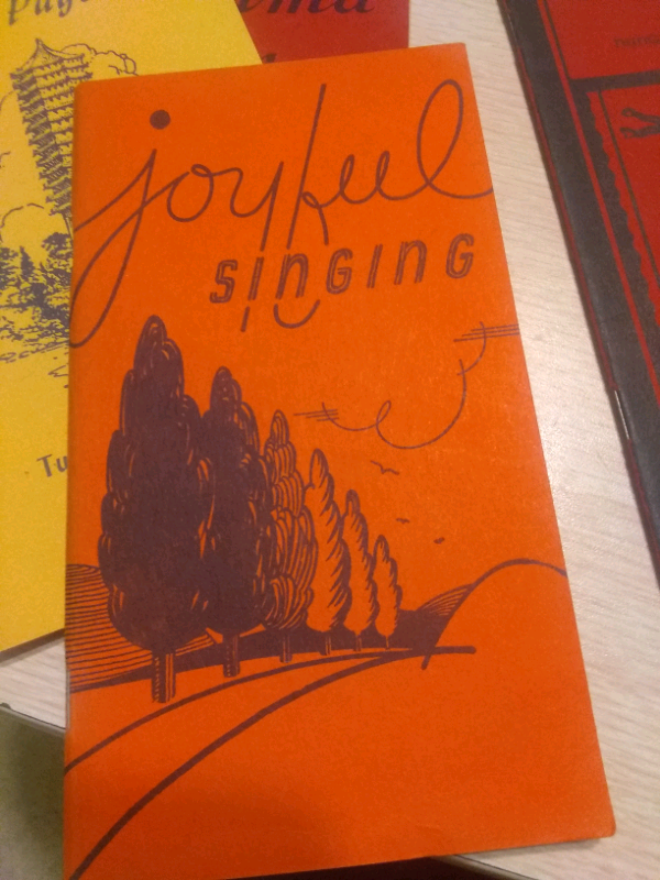 Vintage 19 Pocket full  of Song. Sing Along. Carol's. Tunes.  in Arts & Collectibles in Gatineau - Image 5