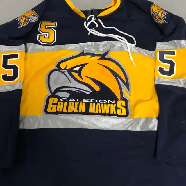 Caledon Golden Hawks hockey jerseys (individual & team sets) in Hockey in City of Toronto - Image 4