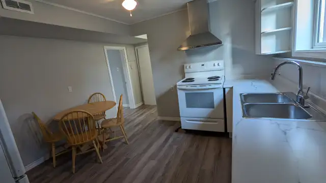 2 Bed 1 Bath Basement Suite - Available May 15th - North Shore in Long Term Rentals in Kamloops - Image 9