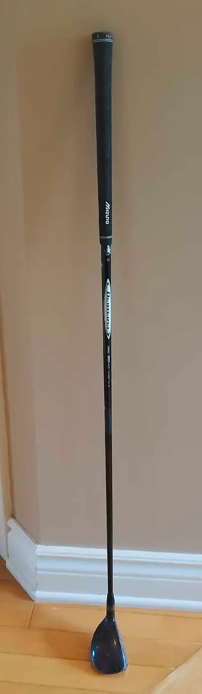 Titleist 910H Hybrib, 19°/3, RH, Stiff, View more