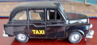 WELLY 9050 LONDON TAXI w/Opening doors & Bonnet diecast toy