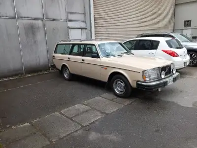 1983 Volvo 240 Wagon - mint