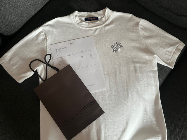 T-shirt authentique LOUIS VUITTON (Size M) + Facture ** | Hommes | Ville de  Montréal | Kijiji