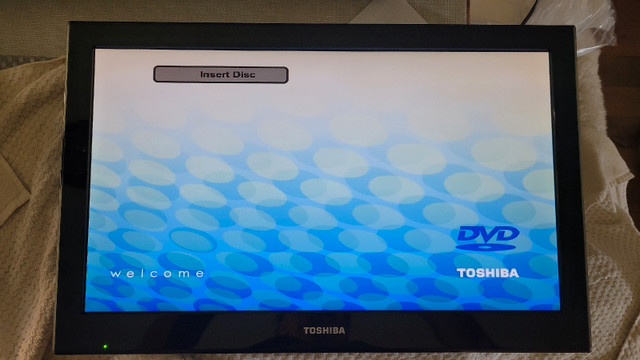 Tv DVD combo in TVs in Markham / York Region