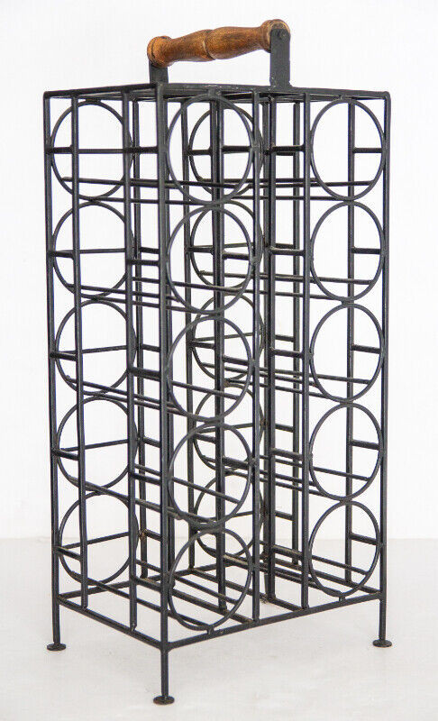 Wrought Iron Floor Standing Wine Rack (10 Bottles) in Home Décor & Accents in Kitchener / Waterloo