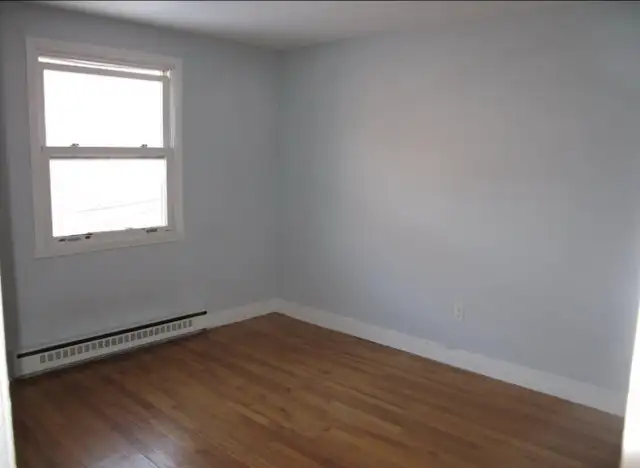 NEWLY RENOVATED 4.5 APARTMENT FOR RENT - ST LEONARD in Long Term Rentals in City of Montréal - Image 9