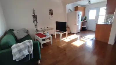 41/2 avec 2 chambres fermés au 3 eme étage d’un bel immeuble à une minute de marche du métro Verdun....