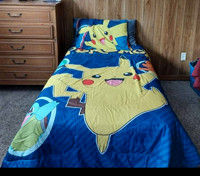Just like new single Pokemon comforter and pillowcase
