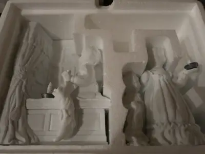 Porcelain Christmas Figurines "A Bright Star on Christmas Eve", View more