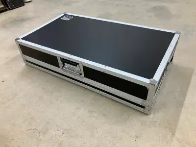 ROAR READY PEDAL BOARD, View more