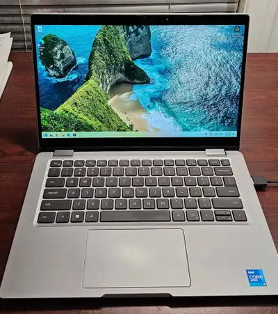 Dell Latitude 5320 - 13.3" Laptop 2-in-1 360 - Almost new condition Business class laptop + Intel 11...