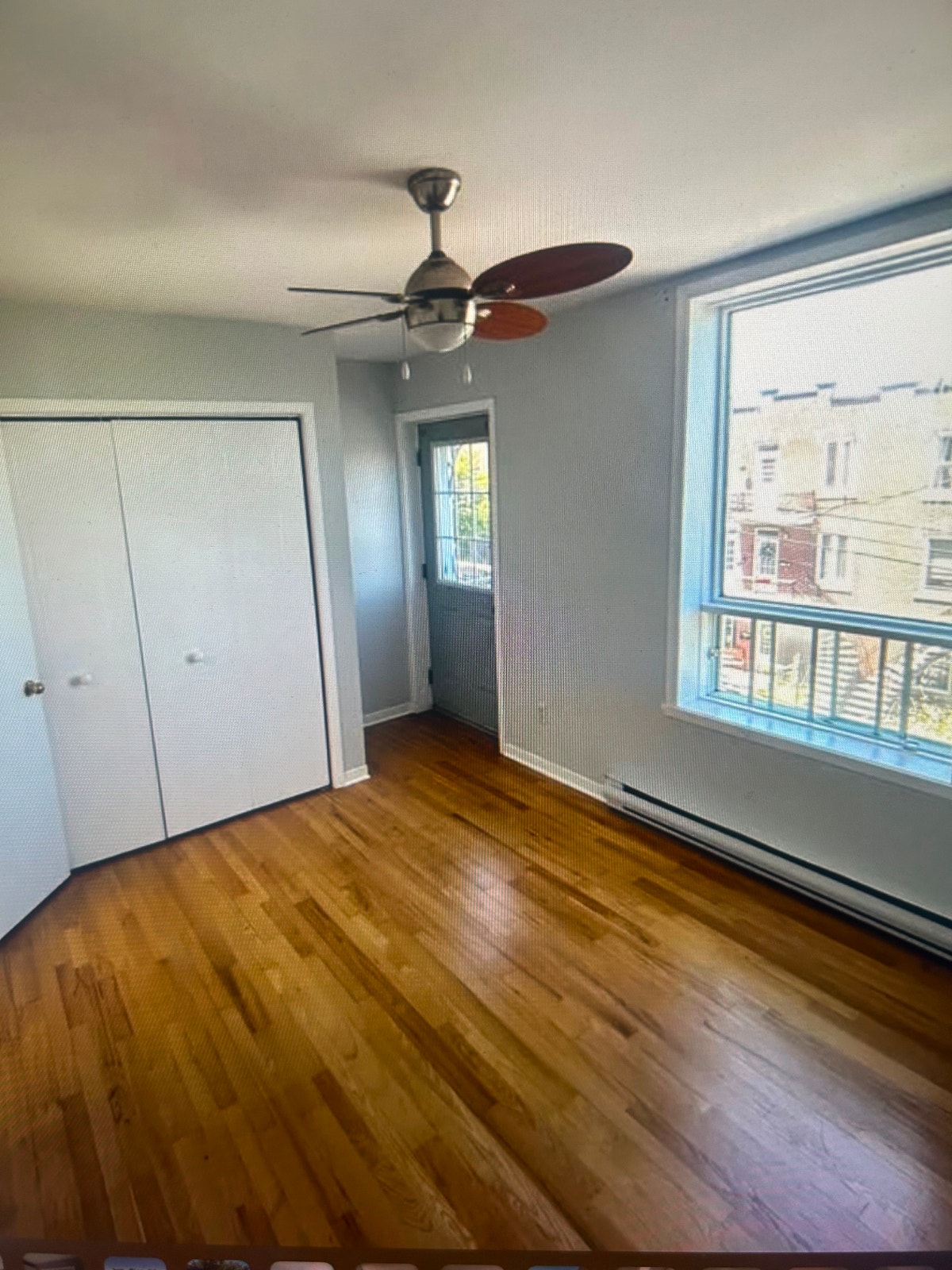 Superbe 4 1/2 Rosemont **RABAIS $500 pour septembre ** — photo 3