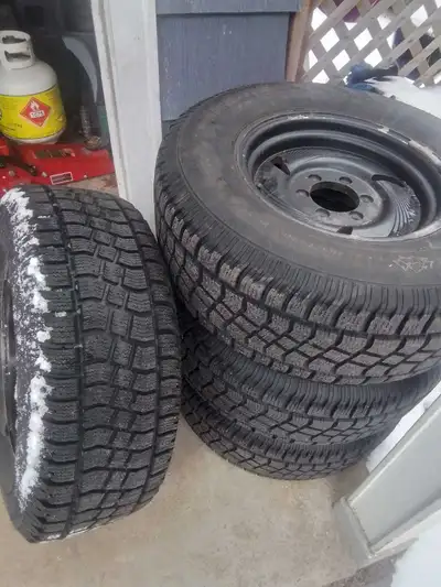 I have for sale a set of 265 70 16 avalanche extreme tires on 6 bolt chev alloy rims .6x139 with som...