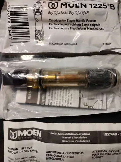 Brand New MOEN faucet cartridge with installation instructions 