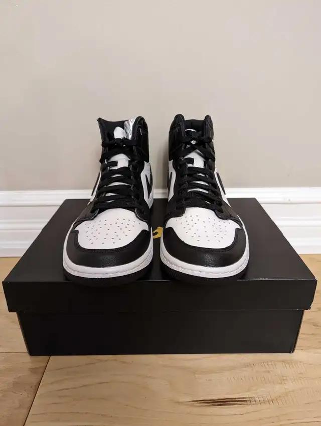 Jordan 1 High Golf Black White size 9.5 in Men's Shoes in Mississauga / Peel Region - Image 5