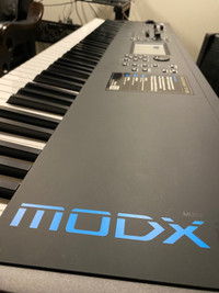 Yamaha Mod X keyboard - 88 keys with Bag( PRICE DROP) 