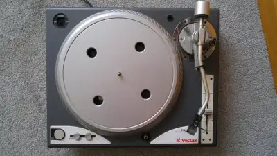 VESTAX PDX-a1 MK II PROFESSIONAL TURNTABLE. This is not one of those cheap turntables you buy at Lon...