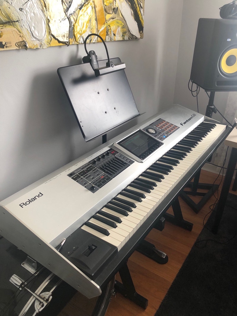 Roland Fantom G8 Pianos & Keyboards Edmonton Kijiji