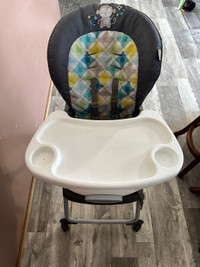 (PRICE REDUCED) Kids II Ingenuity 3-in-1 High Chair