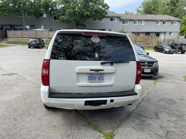 2013 Chevy Tahoe ex rcmp 7000 or best offer in Cars & Trucks in Peterborough - Image 6