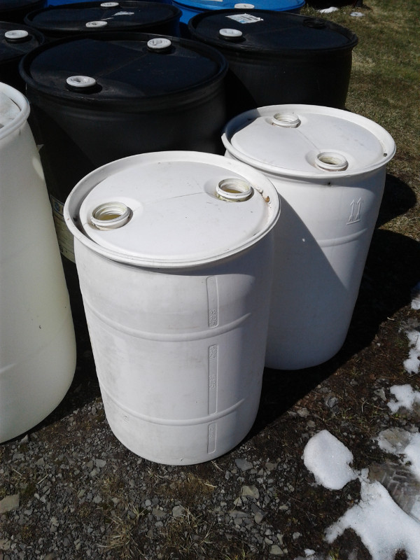 30 Gal Plastic drums in Other in Ottawa