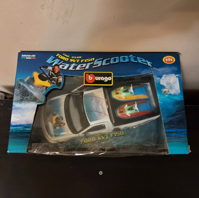 Burago Ford SVT F150 Water Scooter - NIB - 1/21 Scale - $26.00 in Toys & Games in Belleville - Image 3