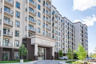 -Upscale 2-Bedroom, 1-Bathroom Penthouse in Mint Condos in North Oakville. Featuring: 10 Ft Ceilings...