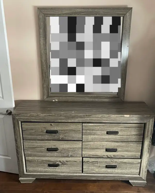 Ensemble de chambre Queen complet à vendre in Beds & Mattresses in Longueuil / South Shore - Image 6