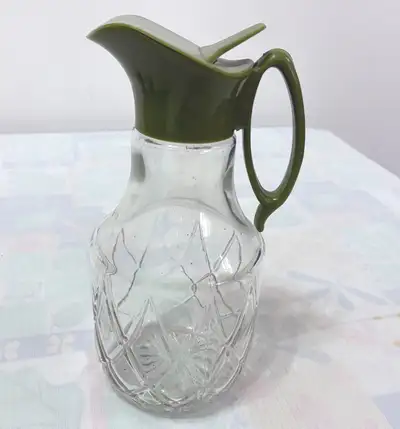 PICHET pour SIROP VINTAGE SYRUP PITCHER English also spoken, p.m. me if details are needed Pichet me...