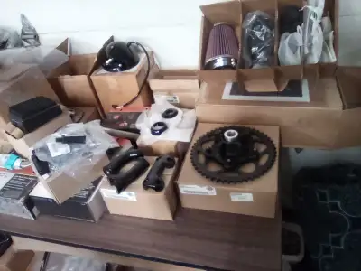 Tons of Harley Davidson parts for sale motor is a twin cam 88 ( stock ) fits 1999 to 2006 dyna or to...