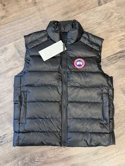Canada Goose men’s vest size Large authentic , View more