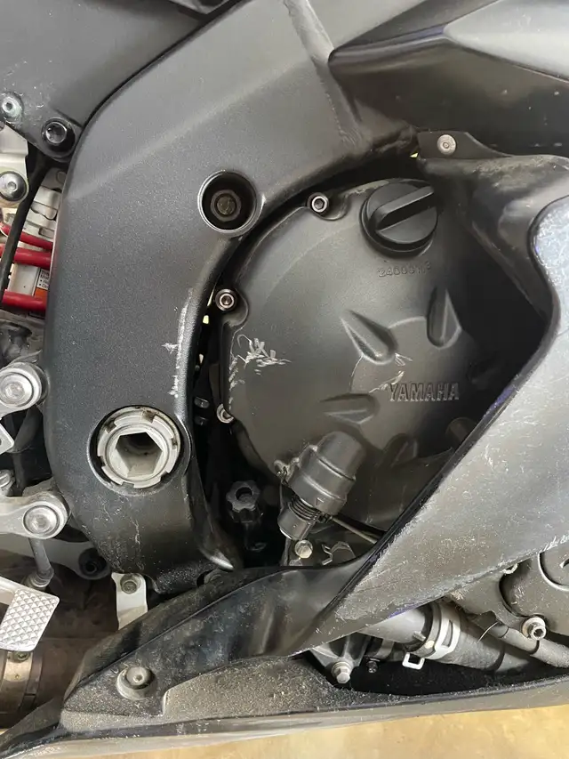 2007 Yamaha R6 in Sport Bikes in Red Deer - Image 8