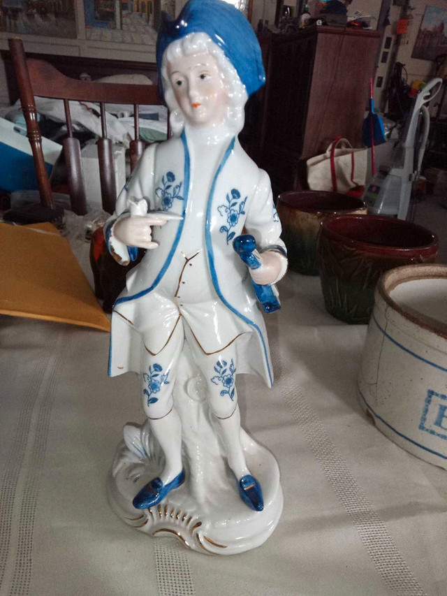 10 3/4 in. High porcelain figurine, violin, blue hat. in Arts & Collectibles in Yarmouth